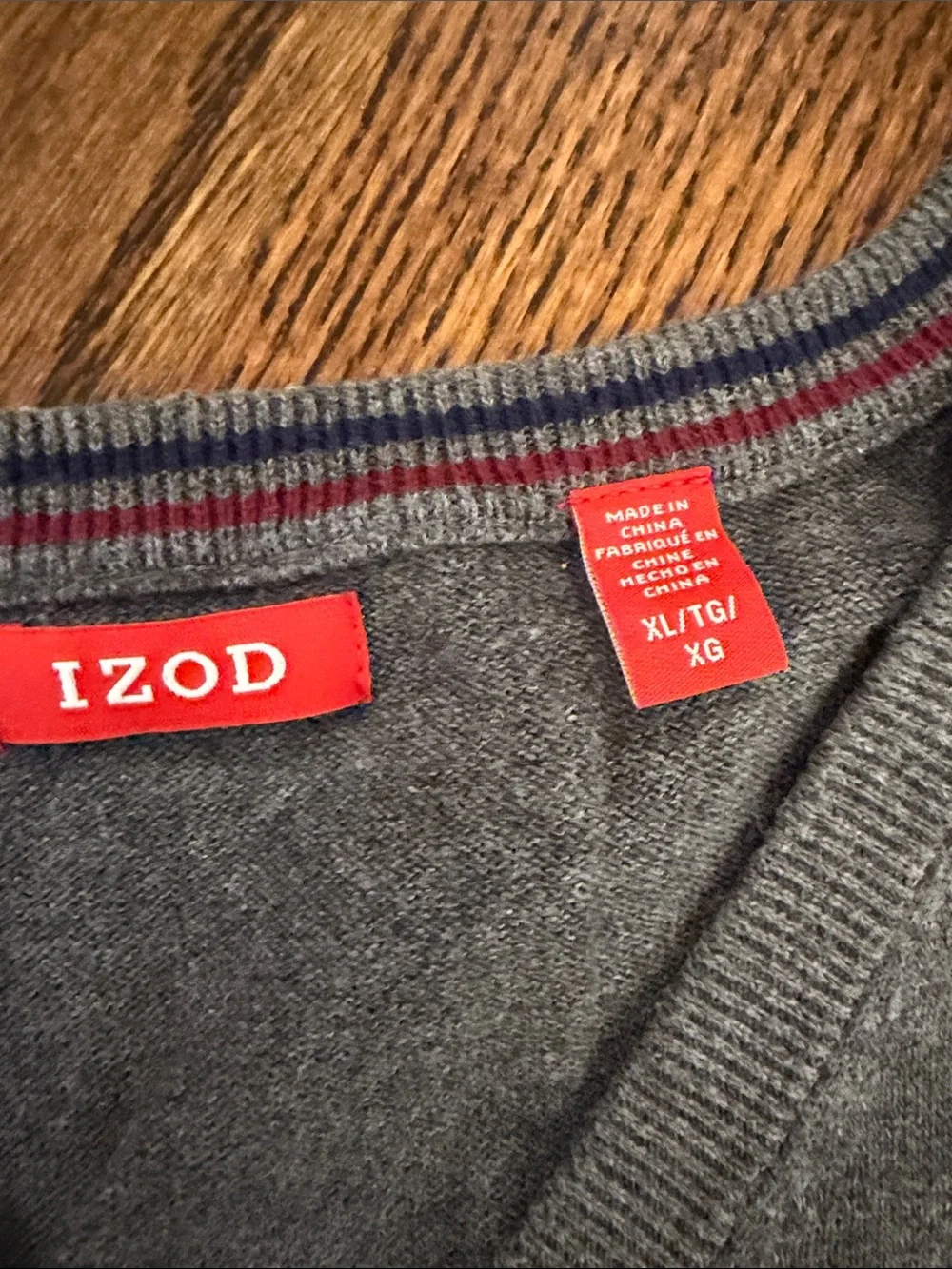 Izod classic neck